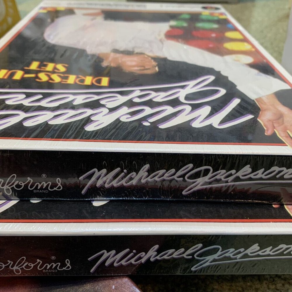 1984 Michael Jackson LOT Colorforms Dress-up Set Sealed 12”x8” Box! Gr8 Graphics - Picture 3 of 3